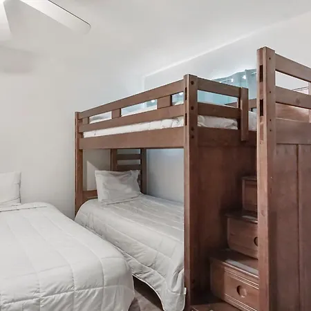 Aquavista Beach Resort By Sand Seeker Vacations Panama City Beach Room photo