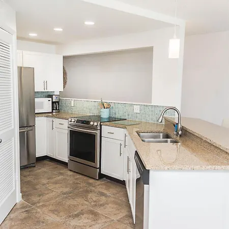 Aquavista Beach Resort By Sand Seeker Vacations Panama City Beach Room photo