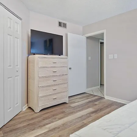 Aquavista Beach Resort By Sand Seeker Vacations Panama City Beach Room photo