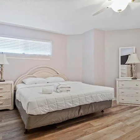 Aquavista Beach Resort By Sand Seeker Vacations Panama City Beach Room photo