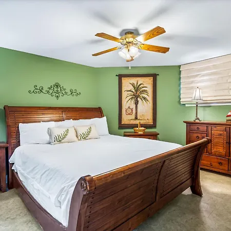 Aquavista Beach Resort By Sand Seeker Vacations Panama City Beach Room photo
