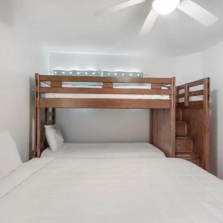 Aquavista Beach Resort By Sand Seeker Vacations Panama City Beach Room photo